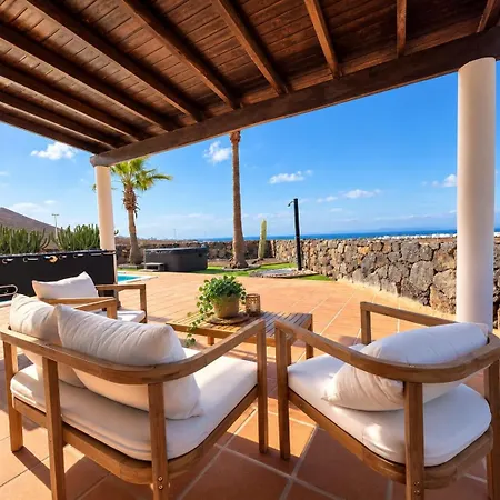 Sea Winds Lanzarote Villa